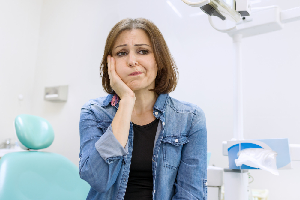 Absceso dental: qué es, síntomas y cómo tratarlo-Dentista en Zafra, tu Odontólogo de Confianza en la Dr. Manuel A. Tomillo Sánchez